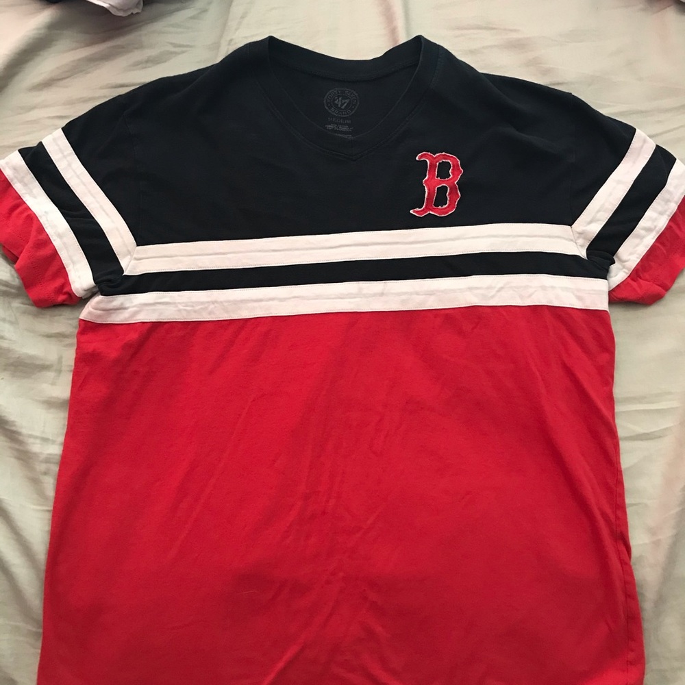 Boston Red Sox stripped V-neck t-shirt